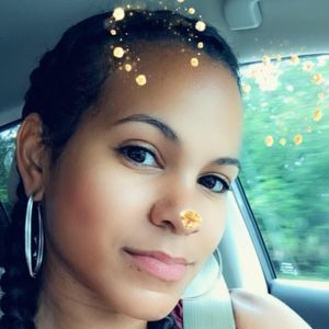 Meet your Posher, Eva